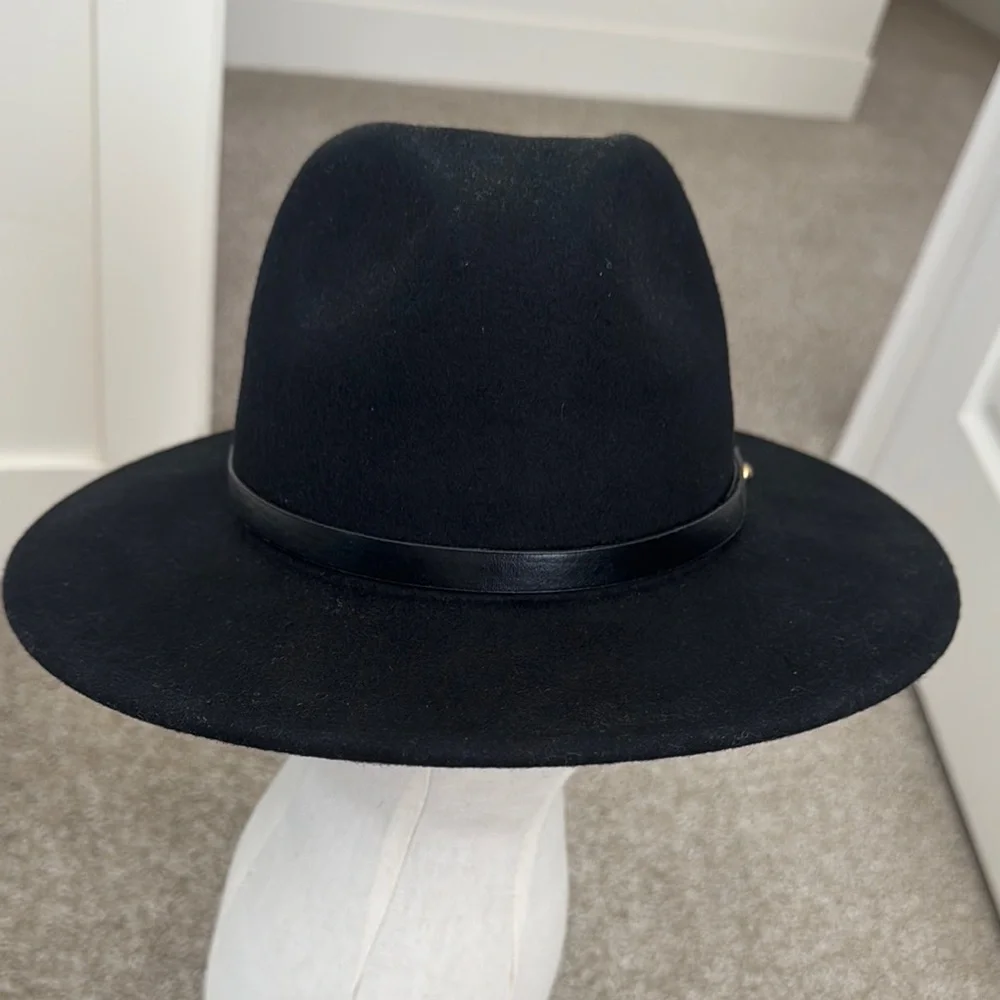 Free People Stylish Black Fedora Hat